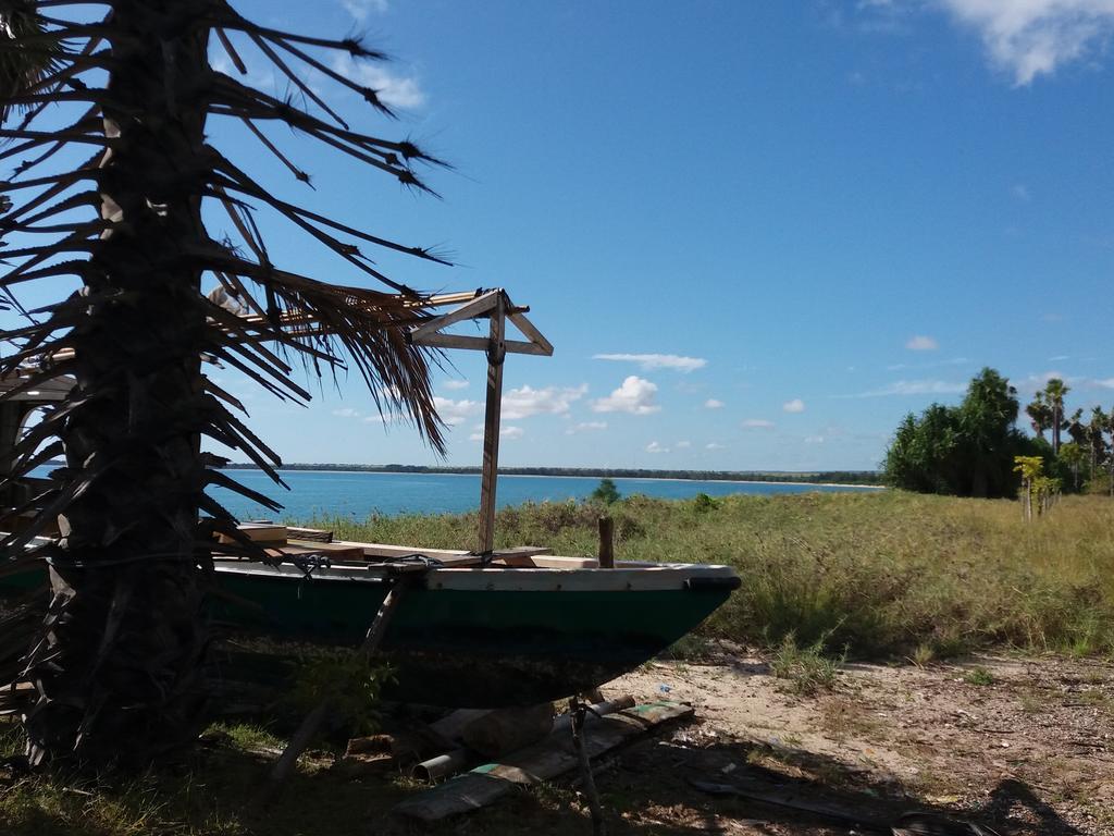 Wera Beach Kadumbul Buitenkant foto