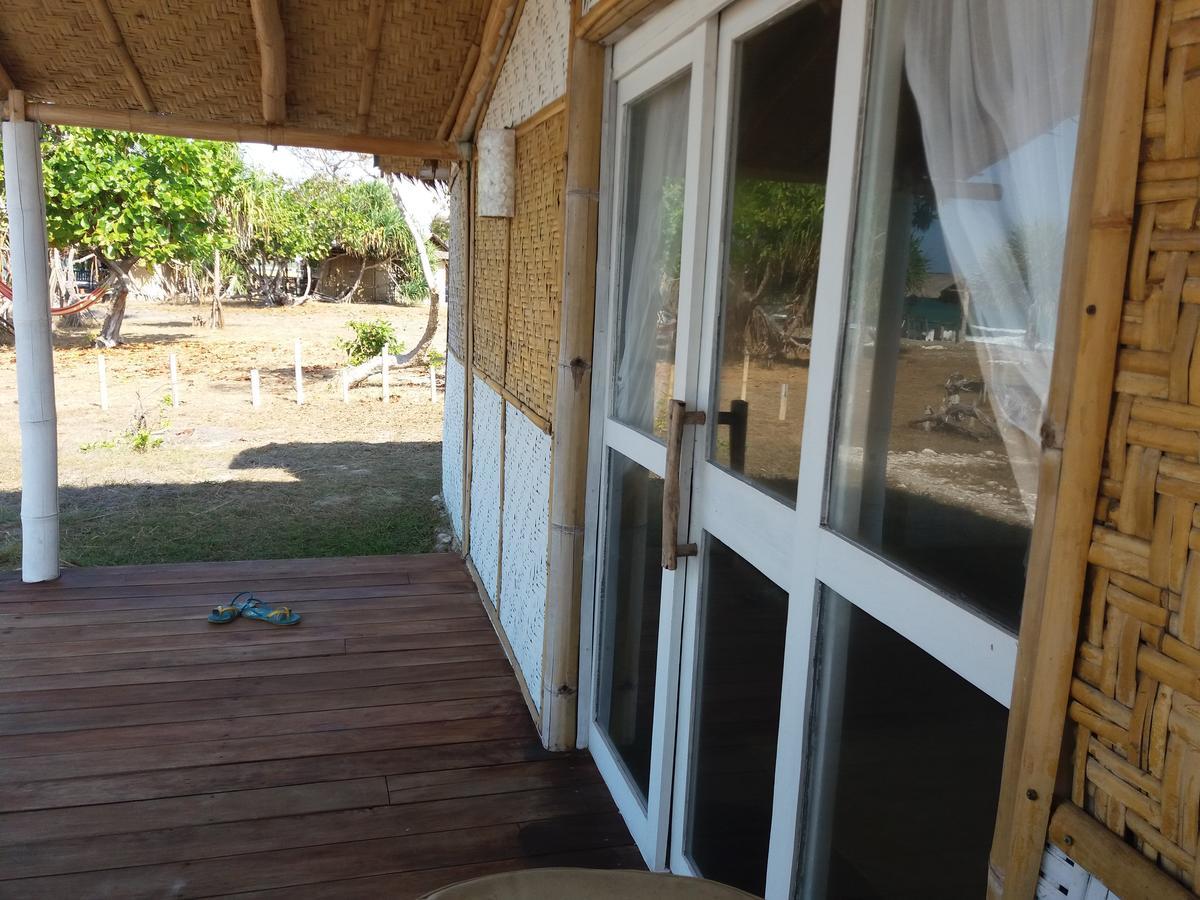 Wera Beach Kadumbul Buitenkant foto