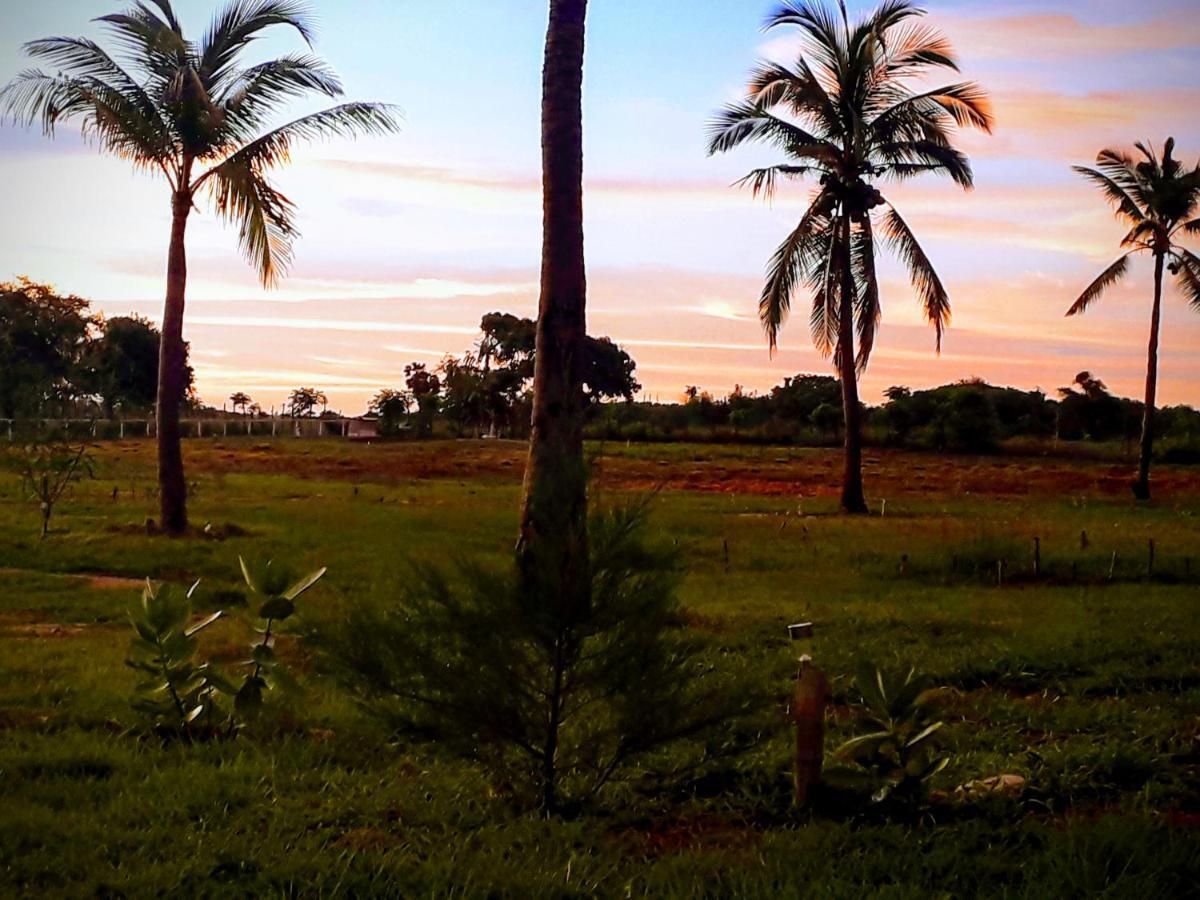 Wera Beach Kadumbul Buitenkant foto